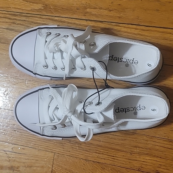 Epicstep Shoes - Epic Step Low Top Cap Toe Women's White Sneakers Size 6